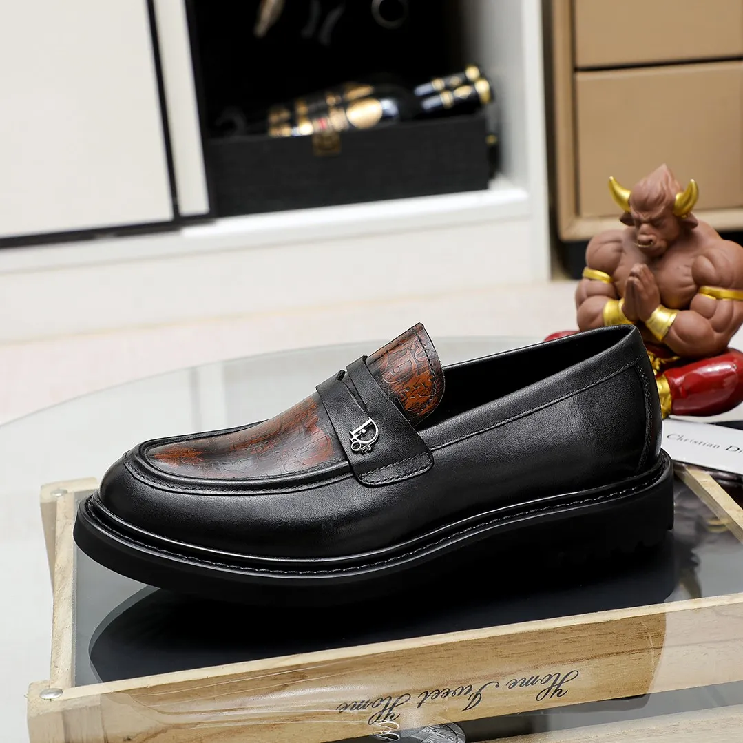 Men's shoes 💰520🕷️🕷️[Dior] Dior's new casual men's shoes are launched in Hong Kong counters. Official website 1:1 production. Italian woven cowhide + water-dyed 🐂 leather lining. Designed by European and American masters. Perfect shape to create counter quality, solid color rubber wear-resistant outsole and classic dazzling toe! Super versatile and very comfortable. High-end without losing taste, fashionable and novel! ! Absolute focus! 8 colors available! Code number 38-45……